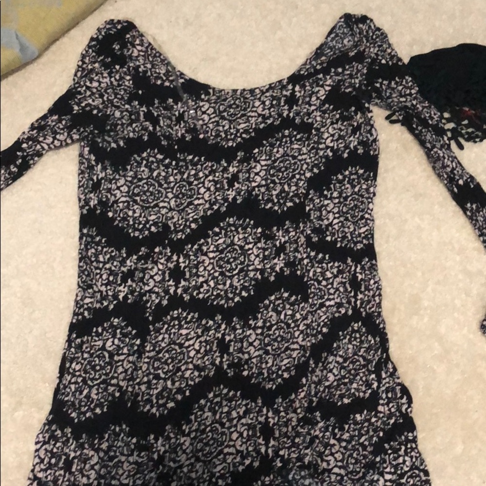 Long sleeve scoop neck mini dress